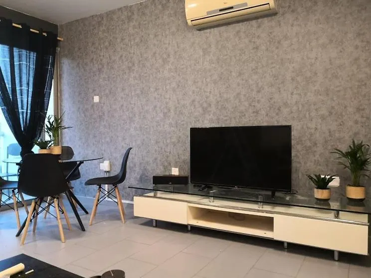 Loizou Holdings Flat 301 Apartment Larnaca